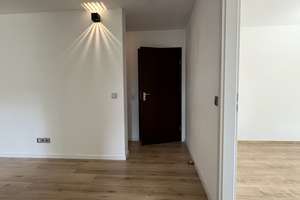Renovierte schöne 3-Zimmer-Wohnung mit Balkon & Garage in Reutlingen – Kurt-Schuhmacher-Str. 49, 72762 Reutlingen-Mitte, Reutlingen – Vorschaubild 22
