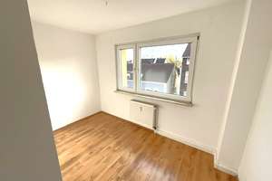 Attraktive 3-Zimmer-Wohnung mit Tageslichtbad! – Middeldorper Weg 41, 45327 Katernberg, Essen – Vorschaubild 6