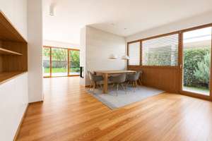 GRUNEWALD: LUXUS VILLA: 240 m² Wohnen sowie 350 m² GARTEN per 01.10.26 zu VERMIETEN (mind. 3 Jahre) – Die vollständige Adresse der Immobilie erhältst du vom Anbieter., 14193 Grunewald, Berlin – Vorschaubild 13