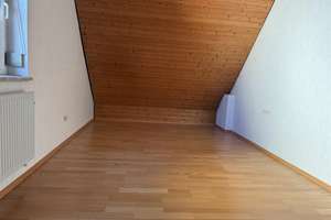 Großzügiges Einfamilienhaus in Erbach mit Einliegerwohnung in Hanglage – viel Platz & Potenzial – Die vollständige Adresse der Immobilie erhältst du vom Anbieter., 89155 Erbach – Vorschaubild 13