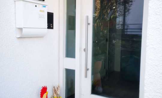 * Geniales Haus als EFH  oder  Generationenhaus  & Einliegerwohnung mit wunderschönen Garten *