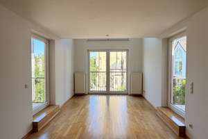 Traumhafte Maisonette Wohnung mit TG, EBK und 3 Balkonen