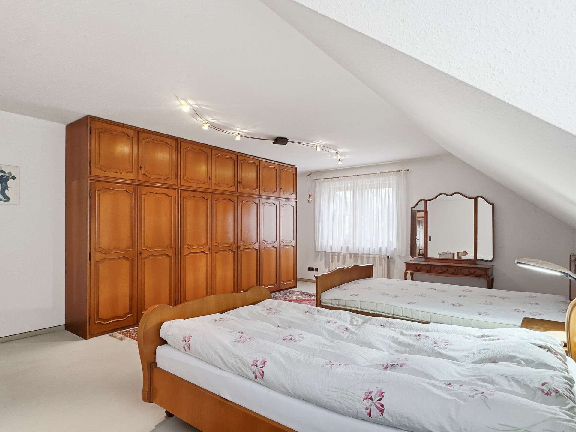 Immobilie in Langenargen - Großzügiges Einfamilienhaus mit Garten in Ortsrandlage von Langenargen - Bild 4