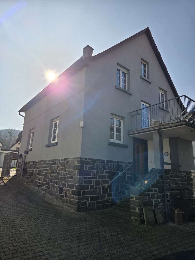 Immobilie in Lautertal - Gepflegt, familienfreundlich und sofort bezugsfrei - Bild 1