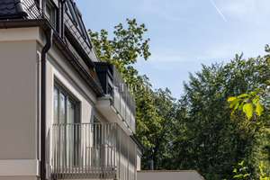 Blick in den Perlacher Forst - Menterschwaige - KLIMA - Balkon – Die vollständige Adresse der Immobilie erhältst du vom Anbieter., 81545 Harlaching, München – Vorschaubild 3