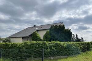 Großes Einfamilienhaus in schöner Lage – Die vollständige Adresse der Immobilie erhältst du vom Anbieter., 38458 Velpke – Vorschaubild 4