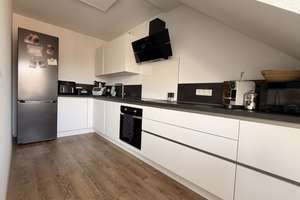 Moderne 3-Zimmer-Dachgeschosswohnung  mit Balkon im Duisburger Süden – Die vollständige Adresse der Immobilie erhältst du vom Anbieter., 47259 Hüttenheim, Duisburg – Vorschaubild 6