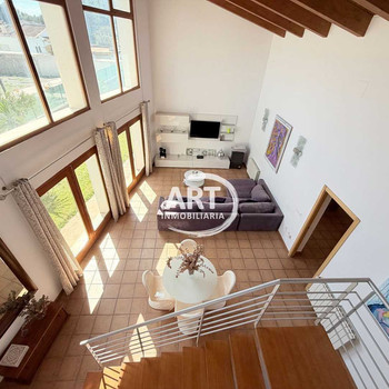 VERKAUF EINER VILLA IN TORRES DE PORTACELI, SERRA