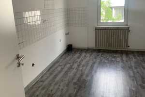 Attraktive und vollständig renovierte 2-Raum-Wohnung mit gehobener Innenausstattung in Wuppertal – Wittensteinstraße 45, 42285 Wuppertal – Vorschaubild 5