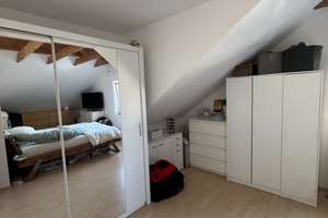 Schöne, helle und gemütliche 3-Zimmer Wohnung in 3-Familienhaus in ruhiger Wohngegend in Holweide – An der Wasserburg 10, 51067 Holweide, Köln – Vorschaubild 2