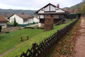 Gepflegtes Einfamilienhaus in guter Wohnlage – Südwestpfalz (Kreis) – Vorschaubild 4