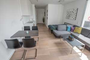 Möbliertes, extrem helles Apartment in zentraler Lage – Hermann-Lingg-Straße 16, 80336 München – Vorschaubild 5