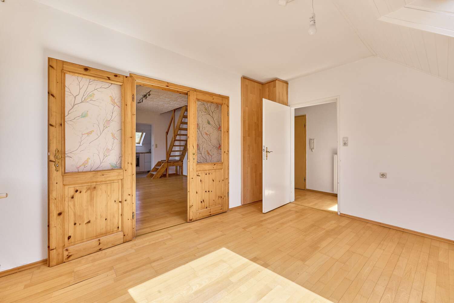 Immobilie in Mühltal - Dreifamilienhaus mit Potenzial in idyllischer Lage von Mühltal – Wohnen, Gestalten, Verwirklichen - Bild 10