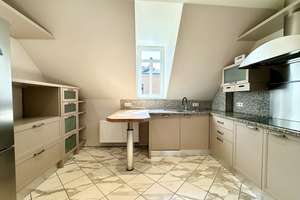 * Helle und sehr schöne 5-Zimmer-Wohnung in denkmalgeschützter Villa * – Die vollständige Adresse der Immobilie erhältst du vom Anbieter., 1277 Blasewitz (Stadtteil), Dresden – Vorschaubild 7