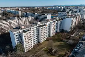 Property thumbnail 25