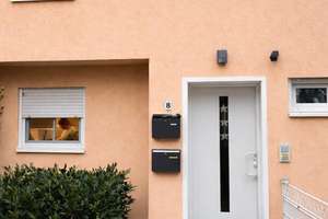 Einfamilienhaus mit Einliegerwohnung in Oftersheim – Die vollständige Adresse der Immobilie erhältst du vom Anbieter., 68723 Oftersheim – Vorschaubild 1