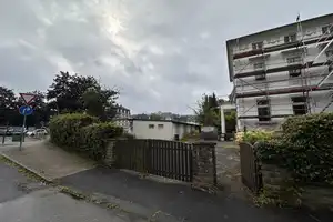 KÜRZLICH FRISCH SANIERT! Villa komplett erwerbbar! Mehrparteienhaus mit vier Einheiten! – Weinbergstraße 9, 42553 Mettmann (Kreis) – Vorschaubild 4