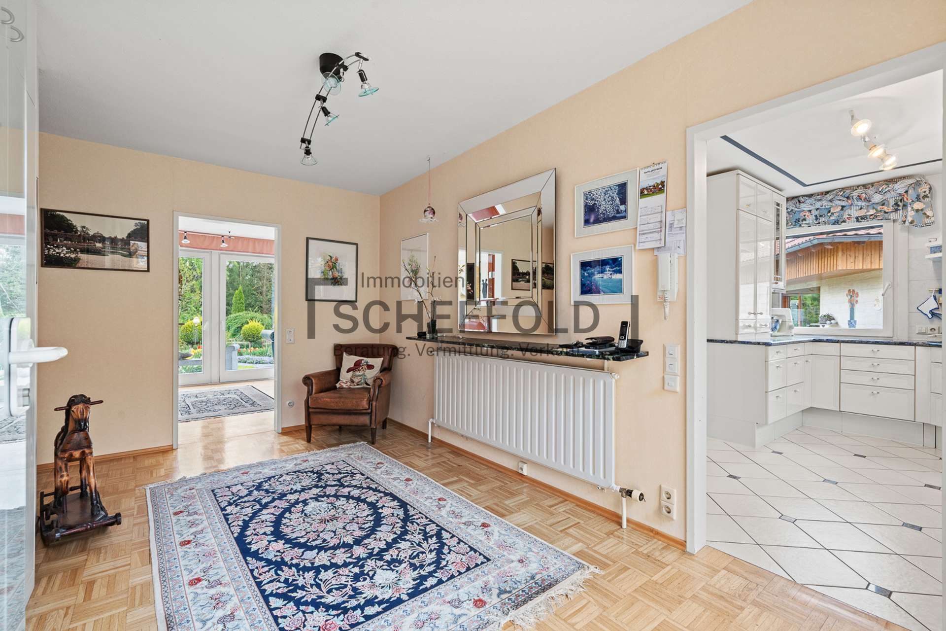 Immobilie in Schwendi - Eine grüne Oase! Stilvolles Ein- oder Zweifamilienhaus mit märchenhaftem Gartenparadies - Bild 1