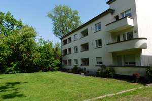 Gemütliche einzugsbereite Single-Wohnung mit Loggia inkl. tollem Ausblick ins Grüne! – Püttmannsweg 8, 44803 Altenbochum, Bochum – Vorschaubild 2