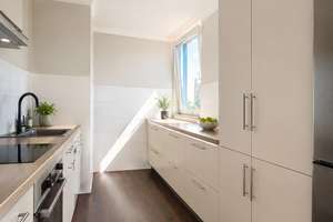 Provisionsfrei! Lichtdurchflutete 4 Zi. WHG mit sonnigem Balkon – Connollystraße 14, 80809 Am Riesenfeld, München – Vorschaubild 7