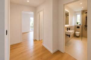 AIGNER - Sonnige 2-Zimmer Gartenwohnung mit Balkon und schönem Süd-West-Garten – Die vollständige Adresse der Immobilie erhältst du vom Anbieter., 80689 Blumenau, München – Vorschaubild 2