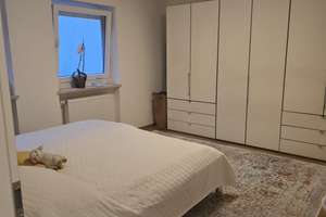 Kernsaniertes Reihenmittelhaus im Regensburger Westen mit Garten & viel Platz für die ganze Familie – 93049 Westenviertel, Regensburg – Vorschaubild 9