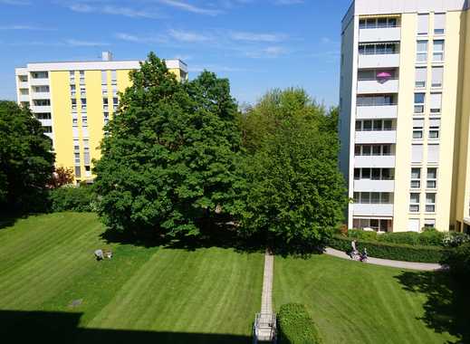 Komplett neu renovierte 4-Zimmer-Wohnung in Aubing