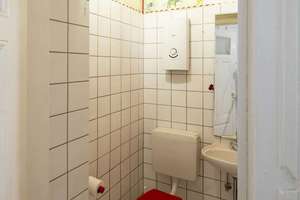 Großzügige, bezugsfreie 5-Zimmer-EG-Altbauwohnung in Moabit nahe Wasser, Parks und Cafés! – Calvinstraße  33, 10557 Moabit, Berlin – Vorschaubild 25
