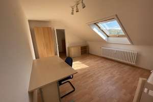 Möblierte 1-Zimmer-Wohnung mit EBK in Düsseldorf-Holthausen - Direktbus zur HHU – Die vollständige Adresse der Immobilie erhältst du vom Anbieter., 40589 Holthausen, Düsseldorf – Vorschaubild 3