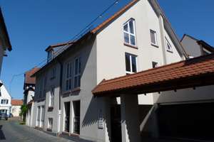Charmante 2-Zimmer-Dachgeschosswohnung in der Altstadt – Die vollständige Adresse der Immobilie erhältst du vom Anbieter., 65239 Hochheim am Main – Vorschaubild 2