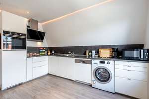 Exklusiv modernisierte Altbauvilla mit großzügigem Grundstück und stilvollen Ausstattungsdetails – Die vollständige Adresse der Immobilie erhältst du vom Anbieter., 23858 Reinfeld (Holstein) – Vorschaubild 19