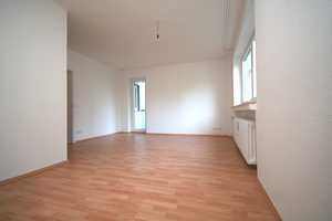+++ SINGLES AUFGEPASST - IN RHEIN NÄHE WOHNEN UND GENIEßEN  +++ – Essenberger Str. 289, 47059 Duisburg – Vorschaubild 1