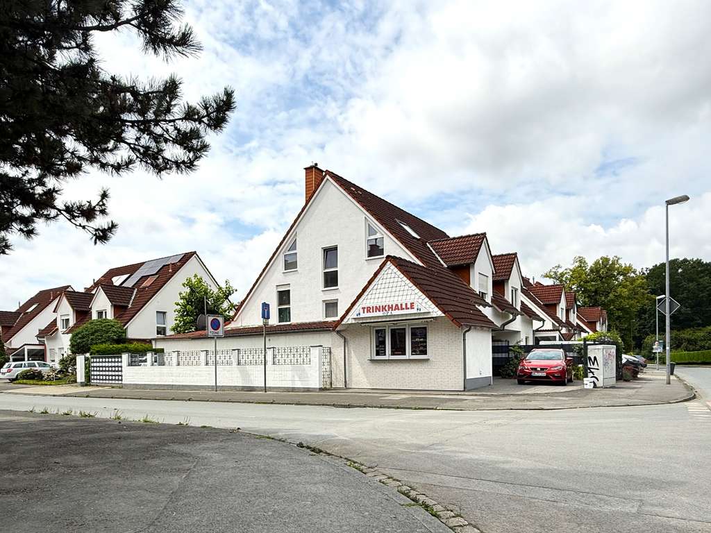 Vielseitige Doppelhaushälfte mit Kiosk & ausgebautem DG – Wohnen & Einkommen vereint in ruhiger Lage