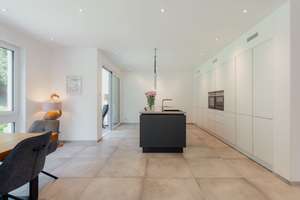 Design trifft Lebensqualität: Architektenhaus mit Spa und Smart-Home in bester Lage von BGL-Nußbaum – Die vollständige Adresse der Immobilie erhältst du vom Anbieter., 51467 Nußbaum, Bergisch Gladbach – Vorschaubild 5