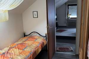 Vier-Parteienhaus im Ortskern von Duisburg-Baerl Kapitalanlage oder Mehrgenerationenhaus – Die vollständige Adresse der Immobilie erhältst du vom Anbieter., 47199 Baerl, Duisburg – Vorschaubild 22