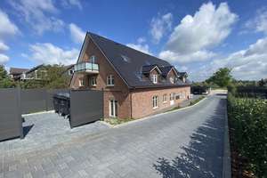 Moderne 3-Zimmer-Obergeschoss-Wohnung mit Balkon in Kirchwerder