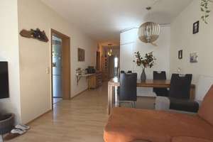 Zentral ! Hell ! Komfortabel ! 3- Zimmer- Wohnung mit Loggia in Asslar – 35614 Aßlar – Vorschaubild 3
