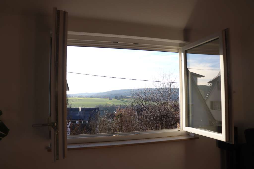 Immobilie in Neckartenzlingen - Helle 4-Zimmer Wohnung in Neckartenzlingen - Bild 2