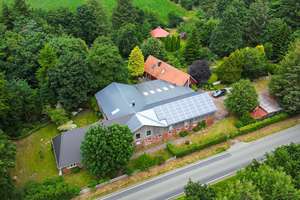 Wohnen im Dreiklang: Anwesen mit drei Wohneinheiten, Gewerbe und traumhaftem Naturgrundstück – Die vollständige Adresse der Immobilie erhältst du vom Anbieter., 25842 Lütjenholm – Vorschaubild 4