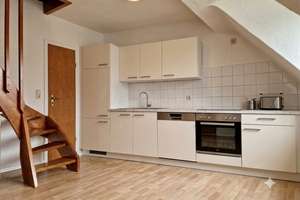 3,5-Zi.-DG-Wohnung 103qm - neue Küche, Garage & Garten, Harleshausen