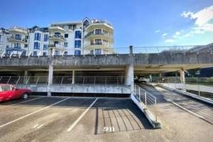 Möblierte, frisch renovierte 1,5-Zimmer-Wohnung in Bochum-Linden mit abgeschlossenem Parkplatz – Hattinger Straße 574, 44879 Linden, Bochum – Vorschaubild 12