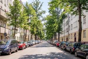 Altbauwohnung mit liebevollen Details nahe dem Tempelhofer Feld – Die vollständige Adresse der Immobilie erhältst du vom Anbieter., 12051 Neukölln (Ortsteil), Berlin – Vorschaubild 12