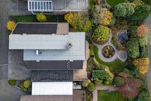 Für Paare gemacht: Architektenhaus mit einzigartiger Raumstruktur und Wohlfühlgarten!! – Die vollständige Adresse der Immobilie erhältst du vom Anbieter., 47829 Uerdingen, Krefeld – Vorschaubild 19