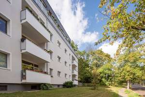 Vermietete 4-Zimmerwohnung mit Energieeffizienzklasse B, Balkon und Wannenbad – Lützelsteiner Weg 18, 14195 Dahlem, Berlin – Vorschaubild 8