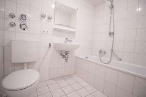 Gepflegte, helle 2-Zimmer-Wohnung in Schwabing-West – Klausingweg 2, 80797 Am Luitpoldpark, München – Vorschaubild 8