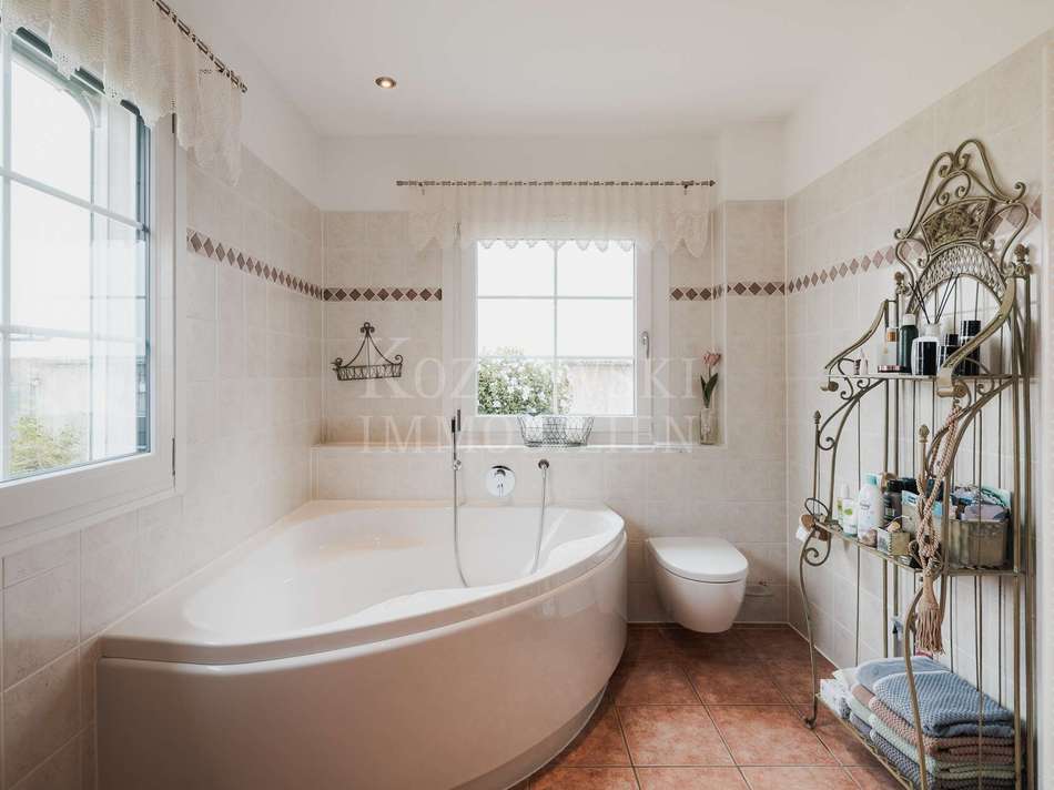 mit Badewanne