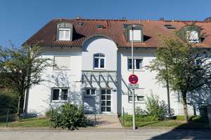 Charmante 2-Zimmer Wohnung mit Balkon, EBK und TG-Stellplatz – 85368 Moosburg an der Isar – Vorschaubild 3