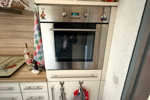 Stilvolle 3-Raum-Wohnung mit Einbauküche in Heilbronn – Friedhofstraße 4, 74074 Heilbronn – Vorschaubild 2