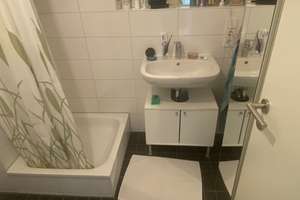 1-Zimmer Wohnung mit Balkon - nur für Studenten und Azubis – Blumenstraße 14/14a, 93055 Ostenviertel, Regensburg – Vorschaubild 5