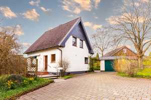 Wunderschönes Einfamilienhaus mit drei Terrassen in idylischer Lage – Rendsburg-Eckernförde (Kreis) – Vorschaubild 2